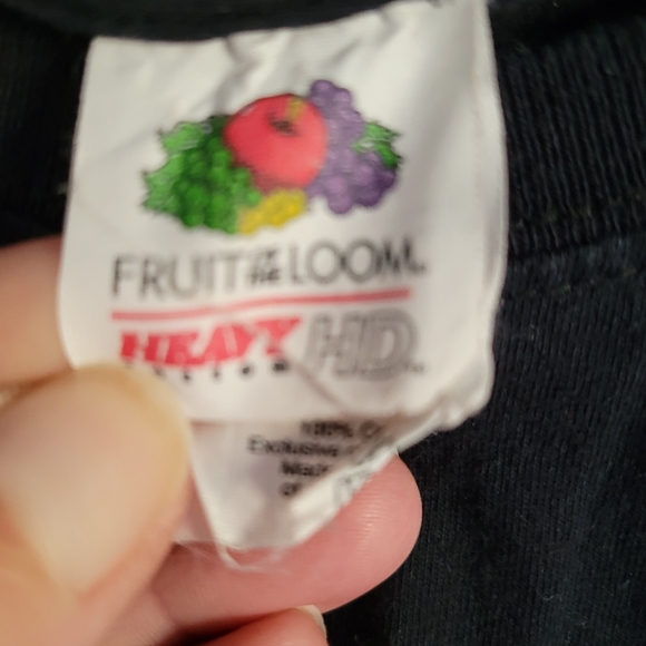 "I Know How" T-shirt - Picture 5 of 6